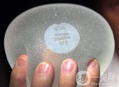 娜高乳房假體能用一輩子嗎？