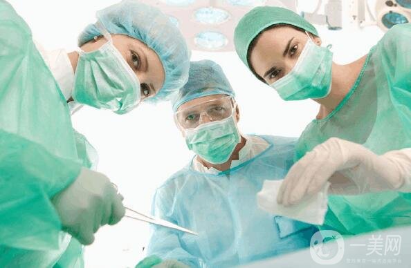 全身抽脂手術(shù)要多長(zhǎng)時(shí)間，會(huì)全麻嗎?