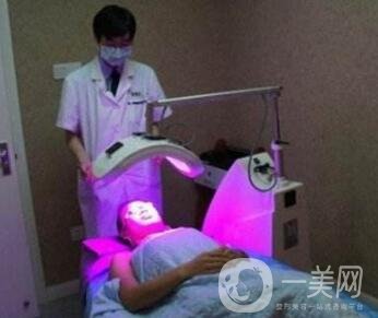藍光祛痘