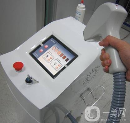 激光脫毛胡子一次多少錢？做幾次可以脫干凈？