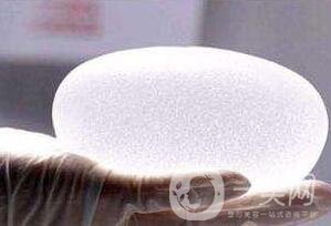 胸部整形術要多少錢?大概價位說明