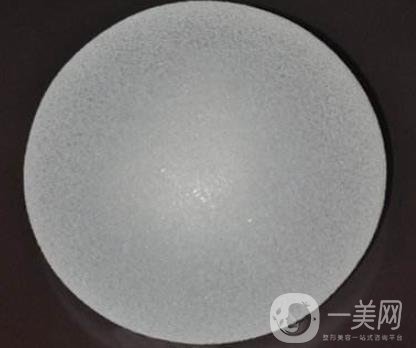 娜高假體價(jià)格貴不貴？一般要多少錢？