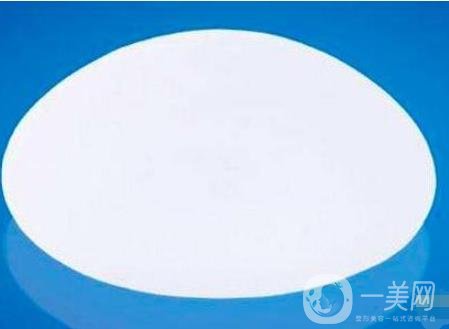 娜高假體隆胸多少錢？?jī)r(jià)格受哪些因素影響？