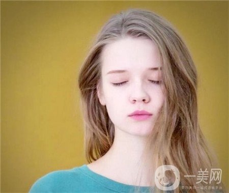 如何減少眼部皺紋？哪些方法比較*？