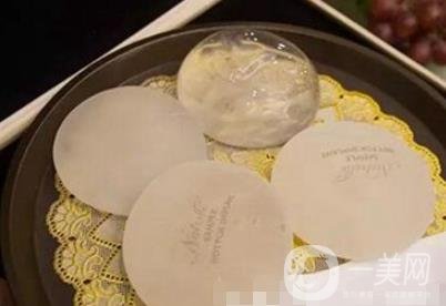 娜綺麗隆胸多久變軟？怎么加速變軟？