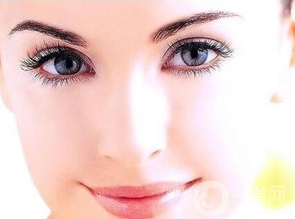 開(kāi)眼角手術(shù)過(guò)程中疼嗎?要多久?