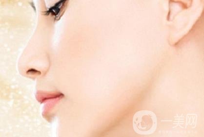 自體耳軟骨隆鼻手術(shù)大概多少錢？