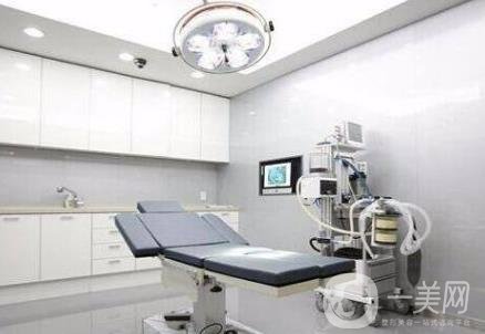 大連曹建平醫(yī)療美容整形價格表