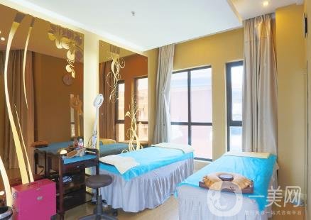 蘇州瑞芙臣醫(yī)學(xué)美容價(jià)格表