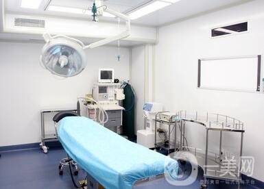 丹東詩(shī)莉花美容院做雙眼皮怎么樣？?jī)r(jià)格表及醫(yī)院口碑一覽