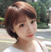 一開始覺得假體真的很不安全，結(jié)果發(fā)現(xiàn)下巴真的是越來越寬了,現(xiàn)在只能考慮