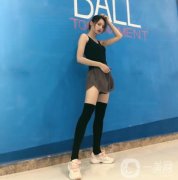 現(xiàn)在簡直太開心了，量了量腿比之前瘦了很多，的高興，拆線的時候也不是特別