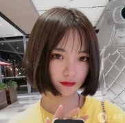 現(xiàn)在，我來(lái)說(shuō)說(shuō)我自己在這家醫(yī)院整形科進(jìn)行雙眼皮手術(shù)的全過(guò)程