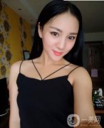 我的臉是屬于那種不能仔細(xì)的看還能夠湊合，但是如果仔細(xì)看的話，那么就暴露